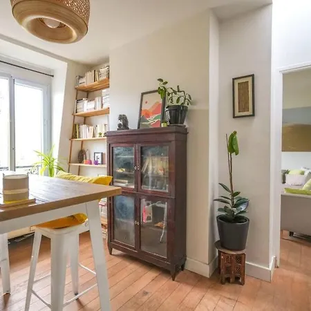 12th Arr Parisian Hideaway Apartament *